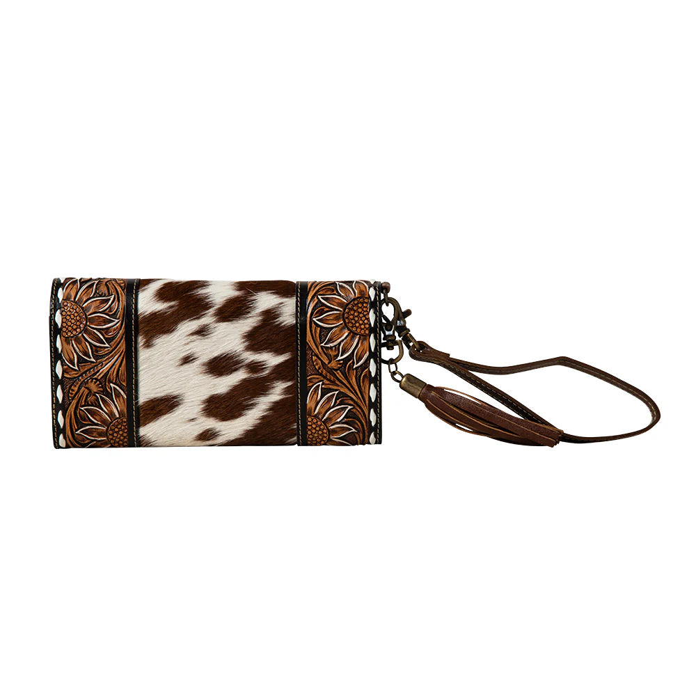 Myra Sandstone Trail Hand Wristlet Wallet